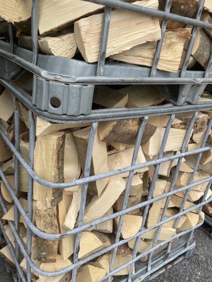 1 m3 Dried Mixed Hardwood logs